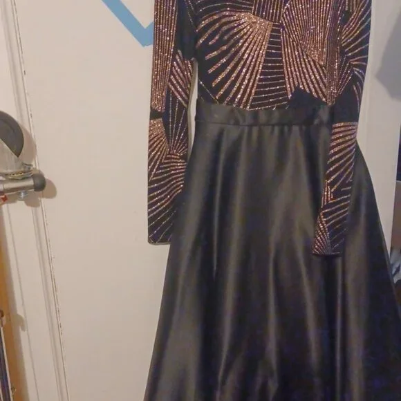 Betsy & Adam Size P2 Black and Gold Wedding Party Dress - Picture 6 of 12